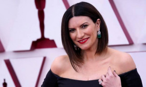 Laura Pausini &egrave; il terzo superospite di Sanremo: in arrivo anche il nuovo singolo