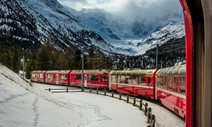 Sul Treno Rosso del Bernina, il trenino dell&rsquo;amore