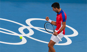 Djokovic: &quot;Pronto a rinunciare a Roland Garros e Wimbledon se costretto a vaccinarmi&quot;