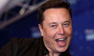 Elon Musk ha donato 5,7 miliardi di dollari in azioni Tesla in beneficienza