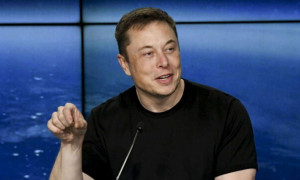 Elon Musk pap&agrave; per la settima volta: Exa Dark Sider&aelig;l &egrave; nata da madre surrogata