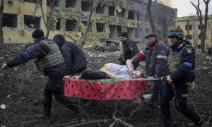 Morta la donna incinta ritratta nella foto simbolo del bombardamento su Mariupol
