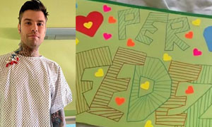 Il regalo dei bambini della pediatria del San Raffaele a Fedez: &quot;Ti siamo vicini&quot;