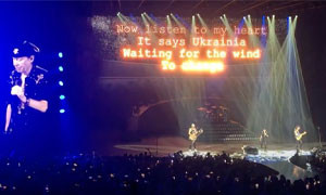 Gli Scorpions cambiano le parole di &ldquo;Wind of Change&rdquo; per dedicare la canzone all'Ucraina