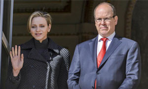 Charlene di Monaco ha lasciato di nuovo il Principato e il principe Alberto