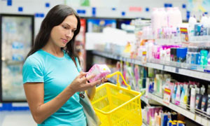 La titolare di un market alle dipendenti: &ldquo;Voglio i nomi di chi oggi ha il ciclo mestruale&rdquo;
