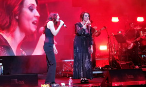 Marina Rei e Carmen Consoli &quot;Un Momento di Felicit&agrave;&quot;