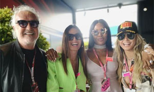 Flavio Briatore posa con tutte le sue ex: Heidi, Naomi ed Elisabetta