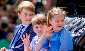 Iniziano le vacanze per i royal babies George, Charlotte e Louis