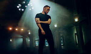 Da venerd&igrave; in radio ed in digitale il nuovo singolo di Tiziano Ferro: &ldquo;La vita splendida&rdquo;