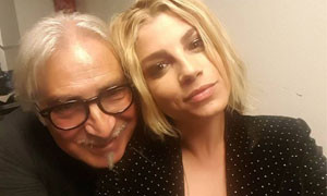 Pubblicano foto del funerale del padre, Emma: &quot;Non ce lo meritavamo&quot;