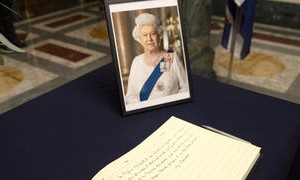 Regina Elisabetta II: luned&igrave; si concluderanno i funerali