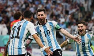 Qatar 2022: Messi si carica sulle spalle l'Argentina nel momento pi&ugrave; difficile