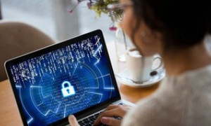 Quanto tempo trascorriamo su Internet? Ecco i numeri