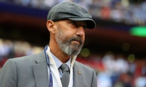 Calcio, Vialli sospende gli impegni con la Nazionale per curarsi dal cancro