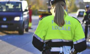 Cesena, bocciata al concorso per diventare vigilessa. Il legale: &ldquo;Battuta sessista del comandante&rdquo;