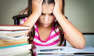 Lamezia Terme, preside vieta compiti per le vacanze: &egrave; giusto cos&igrave;?