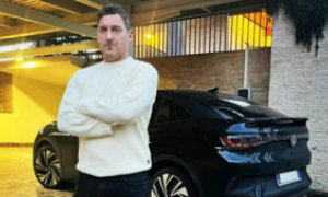 Francesco Totti riceve body shaming sui social