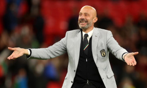 Vialli, il mondo del calcio in lutto saluta il campione della Nazionale