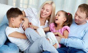 Nelle famiglie c&rsquo;&egrave; sempre il figlio preferito? Ecco cosa dice la scienza