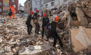Ancora scosse di terremoto in Turchia e Siria, morti e feriti sotto le macerie