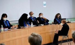 La signora Maria Edda si laurea per la seconda volta all&rsquo;et&agrave; 84 anni a Napoli