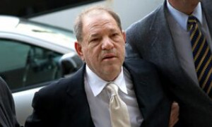 Il produttore Harvey Weinstein &egrave; stato condannato a 16 anni di carcere per violenze sessuali