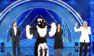 &ldquo;Il Cantante Mascherato&rdquo; di Milly Carlucci potrebbe rischiare la chiusura, ecco quanto costa