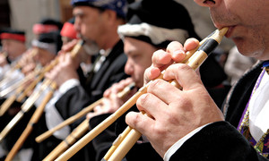 Dal folk alla trap, da FdI e Lega una proposta per la musica popolare