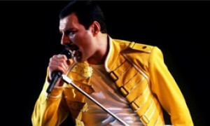 All&rsquo;asta la collezione privata di Freddie Mercury