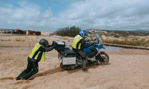 Moto in spiaggia ad Aglientu e sulle dune a Piscinas, vandali sempre in agguato