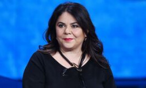 Michela Murgia si rasa i capelli per il tumore: ecco il video commovente