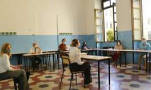 Maturit&agrave;, al via il toto-tracce: le ipotesi per lo scritto di italiano