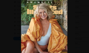 A 81 anni in copertina in costume da bagno, Martha Stewart soffia il primato alla mamma di Elon Musk