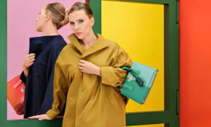 Scarlett Johansson &egrave; il volto della nuova campagna Prada Galleria