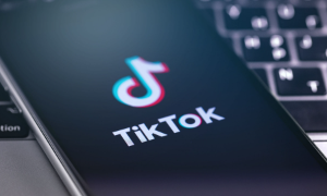 TikTok fa causa al Montana contro il divieto di usare l&rsquo;app: &ldquo;Legge incostituzionale&rdquo;