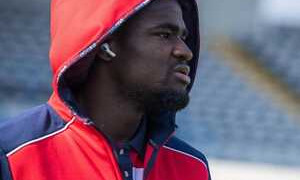 Luvumbo fa impazzire la Domus: l'andata dei playoff &egrave; rossobl&ugrave;