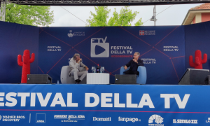 Paolo Bonolis, colpo di scena al Festival della tv di Dogliani: "Lavorer&ograve; ancora per poco"