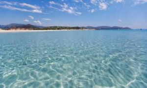 Vacanze,&nbsp;Assoutenti: fino a 22mila euro per dormire in un hotel a 3 stelle ad agosto