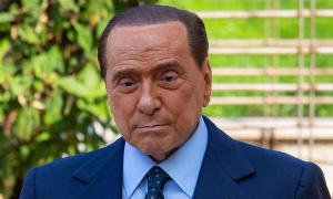 Berlusconi monopolizza i media: &egrave; stato citato in tv ogn 15&quot;
