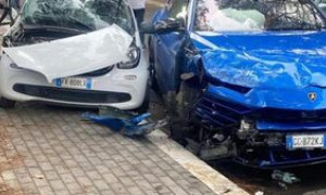 Incidente con la Lamborghini, due youtuber sarebbero scappati dall&rsquo;Italia