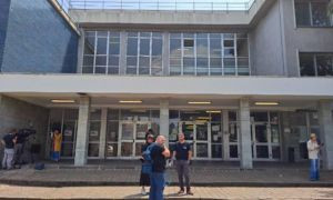 La famiglia dello studente che accoltell&ograve; la prof presenta ricorso contro la bocciatura