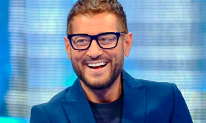 Da Enrico Papi fino a Demi Lovato, ecco le star gender fluid