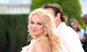 L&rsquo;ex marito di Pamela Anderson le ha lasciato 10 milioni di dollari