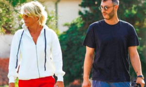 La prima estate di Maria De Filippi senza Maurizio Costanzo &egrave; con il figlio Gabriele