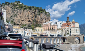 Costiera Amalfitana, via alle targhe alterne dal 1 agosto fino al 30 settembre