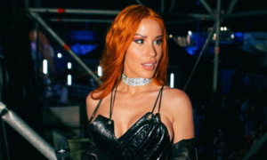 Baby K annulla il tour estivo dopo essersi ferita a un concerto