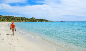 Castiadas, guerra agli sporcaccioni, stop alla plastica in spiaggia