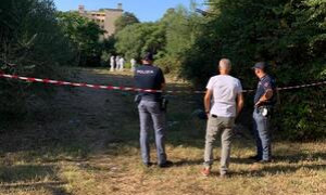 Cadavere trovato a Sassari, &egrave; omicidio. La Polizia ferma un sospettato