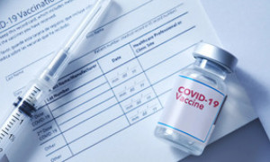 Covid, ok dell&rsquo;Agenzia europea del farmaco al nuovo vaccino